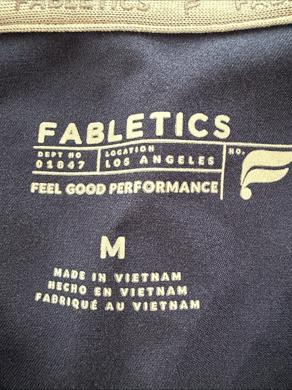 Fabletics Women’s  Navy Top & Jogger Scrub Set - Picture 2 of 2